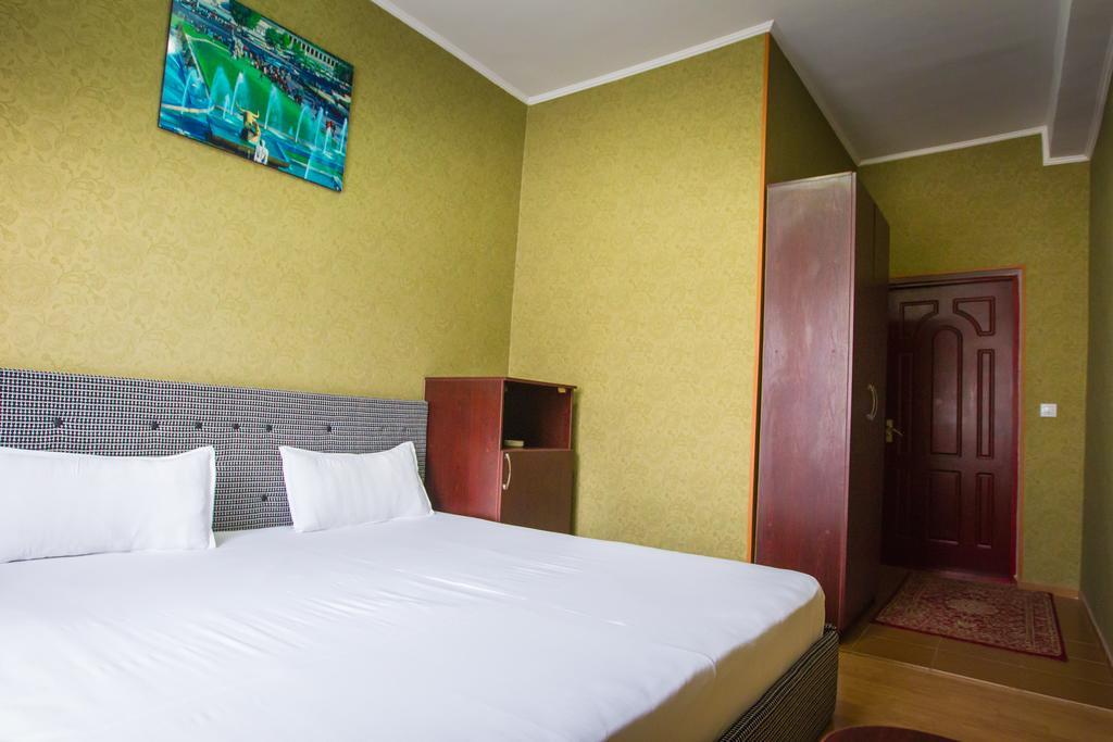 أتيراو Diar Hotel الغرفة الصورة